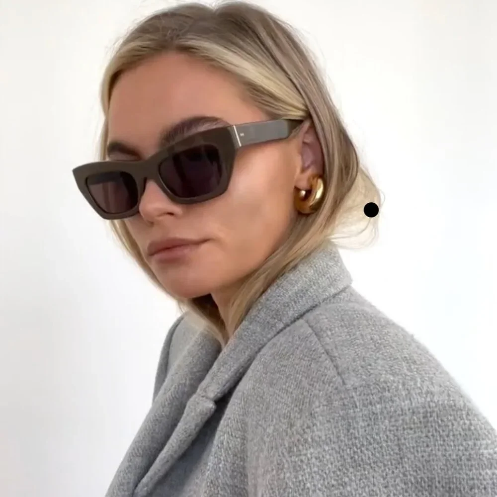 Claire Rose Aperçu sunglasses Tokyo - Picture 4 of 8